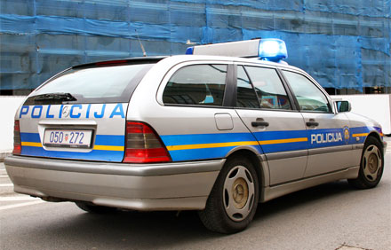 policijski_auto